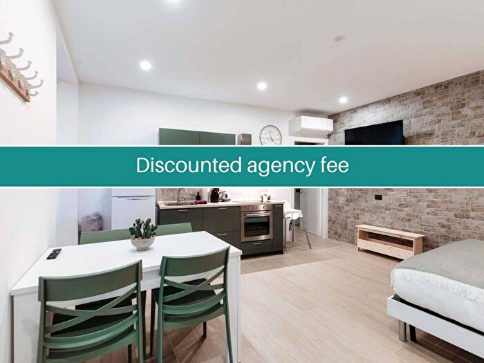 Appartamento monolocale in affitto in Via Milano, Borghi, Como