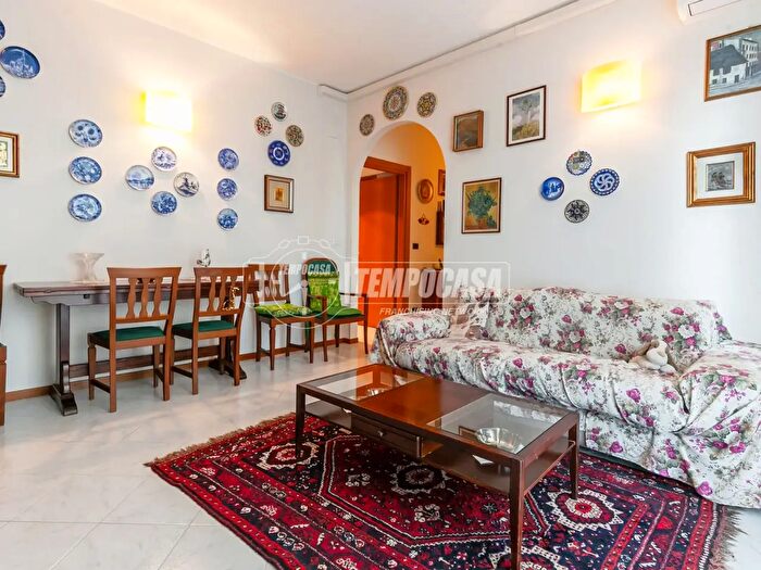 Appartamento trilocale in vendita in Via Eugenio Villoresi, Bresso