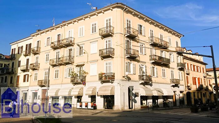 Appartamento quadrilocale in vendita in Via Pietro Micca, Biella