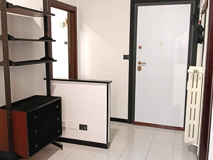 Appartamento bilocale in affitto in Via Antonio Pasinetti, Ripamonti Fondazione Prada, Milano