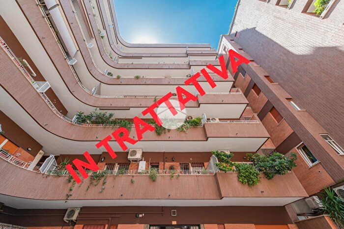 Appartamento trilocale in vendita in Via delle Cave di Pietralata, Roma