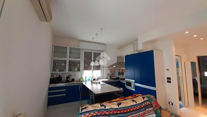 Appartamento trilocale in vendita in Via Giuseppe Tellera, Bologna