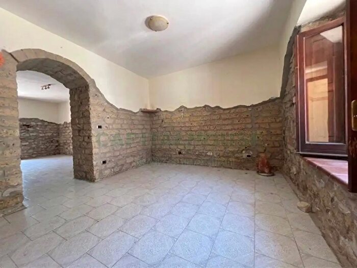 Casa con 5 locali in vendita in Via Chiesa, Manocalzati