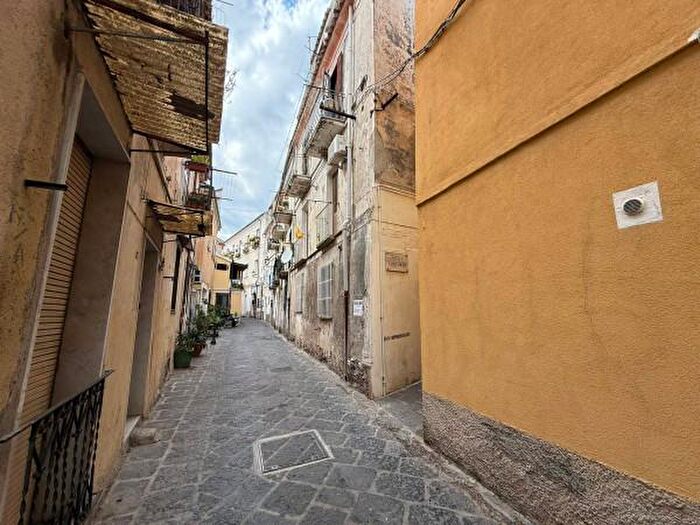 Appartamento bilocale in vendita in Via Case Arse Vico, Catanzaro