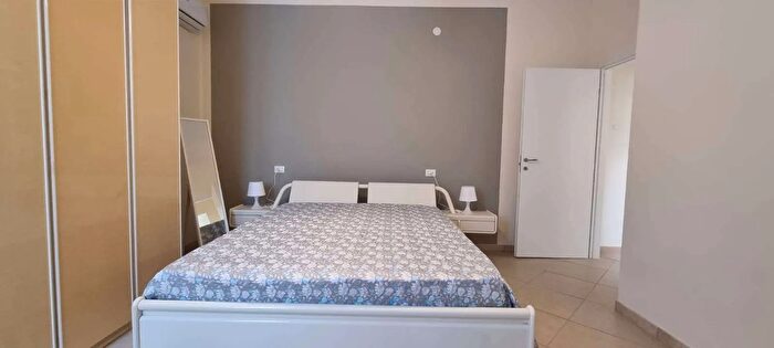 Appartamento bilocale in affitto in Ameglia