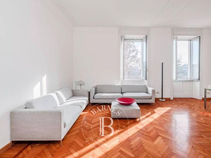 Appartamento con 5 locali in affitto in Viale Coni Zugna, Dezza, Milano