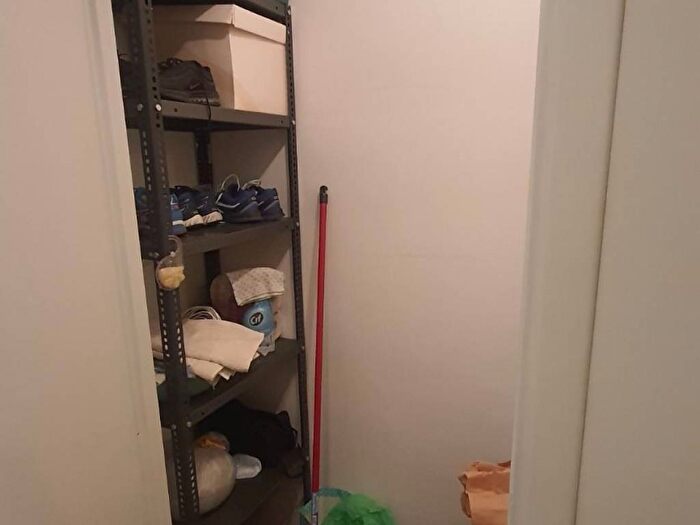 Appartamento trilocale in affitto in Via Zara, Albaro, Genova