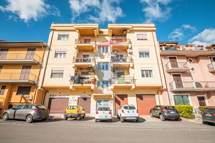 Appartamento quadrilocale in vendita in Via Raffaele Failla, Grammichele