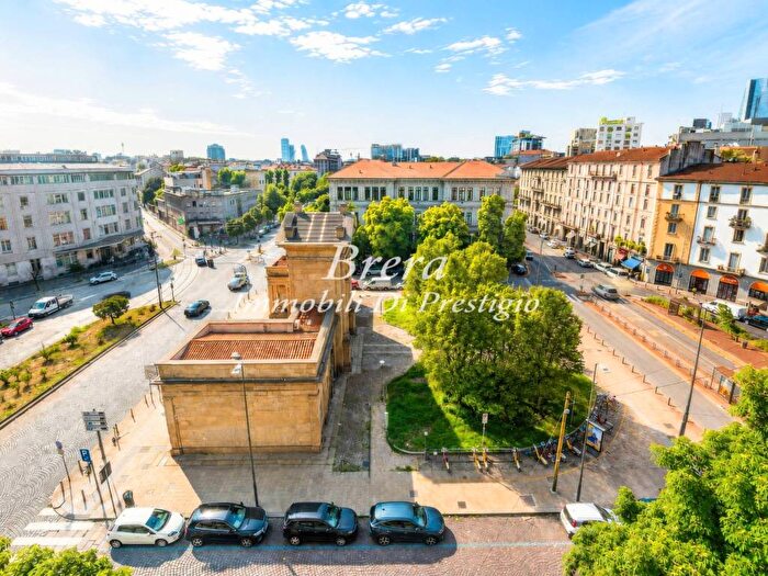 Appartamento quadrilocale in affitto in Piazzale Principessa Clotilde, Porta Nuova, Milano