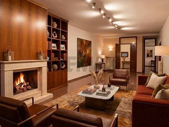 Appartamento con 7 locali in vendita in Via Antonio Pertile, Stra