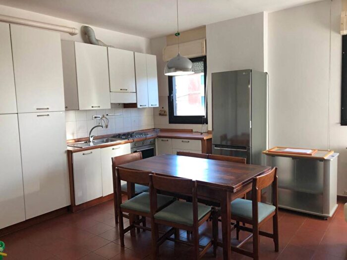 Appartamento trilocale in affitto in Via Lorenzo Ghiberti, Massarenti, Bologna