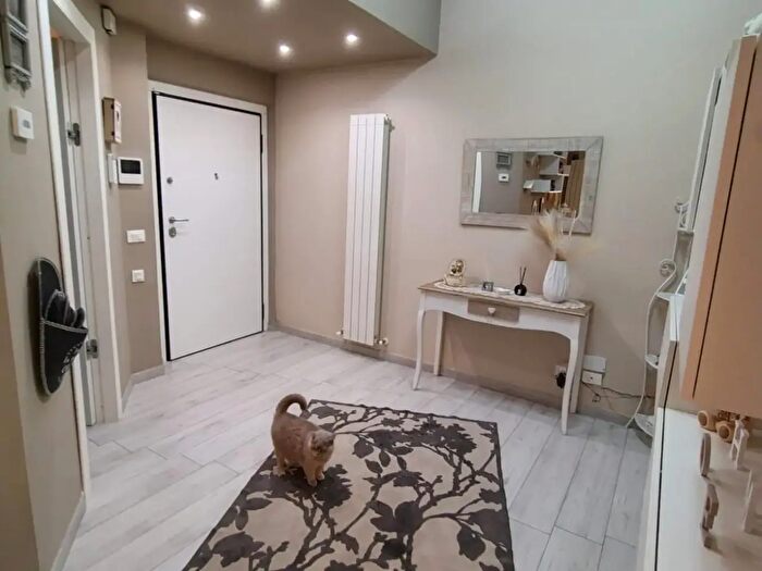 Appartamento con 5 locali in vendita in Carrara