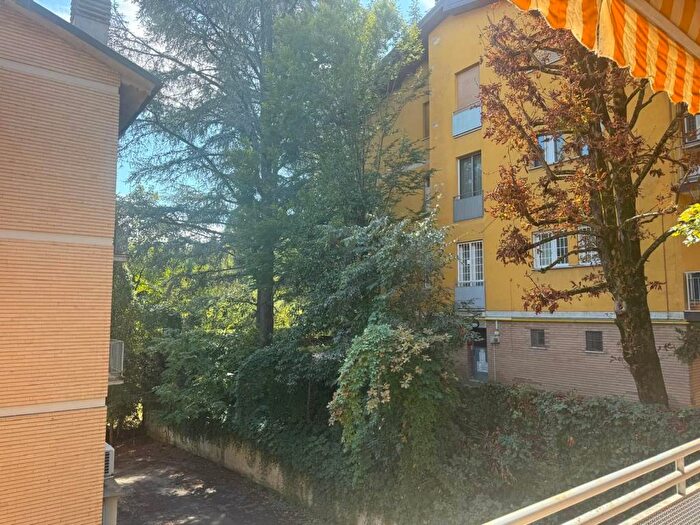 Appartamento quadrilocale in affitto in Via Bellacosta, Colli Murri, Bologna