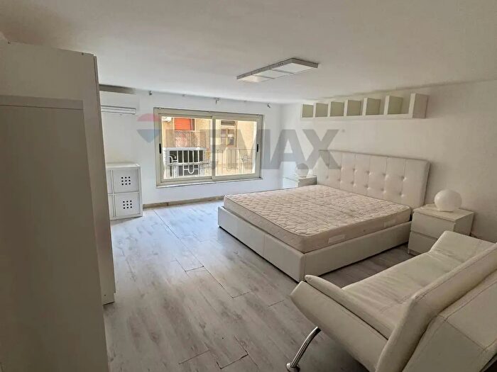 Appartamento bilocale in affitto in Via Ruggero Settimo, Catania