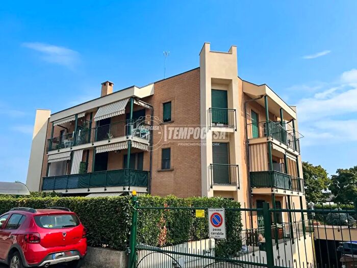 Appartamento trilocale in vendita in Via Quintino Sella, Orbassano
