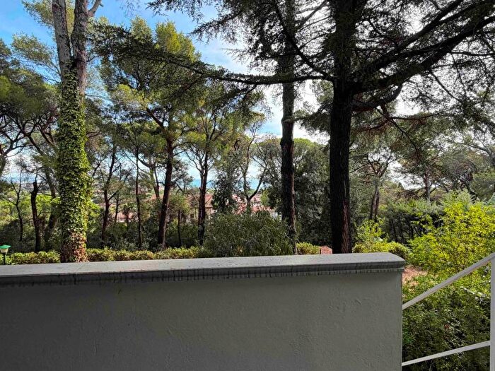 Appartamento bilocale in vendita in Via Tiziano Vecellio, Castiglioncello, Rosignano Marittimo
