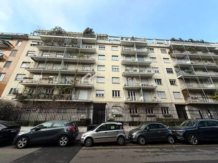 Appartamento monolocale in affitto in Guglielmo Corrado Rontgen, Bocconi, Milano