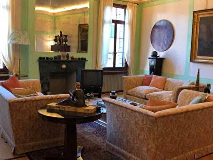 Appartamento con 5 locali in affitto in Campo San Samuele No Number, San Marco, Venezia
