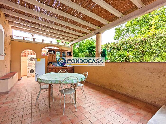 Appartamento quadrilocale in vendita in Via Cava, Pietrasanta