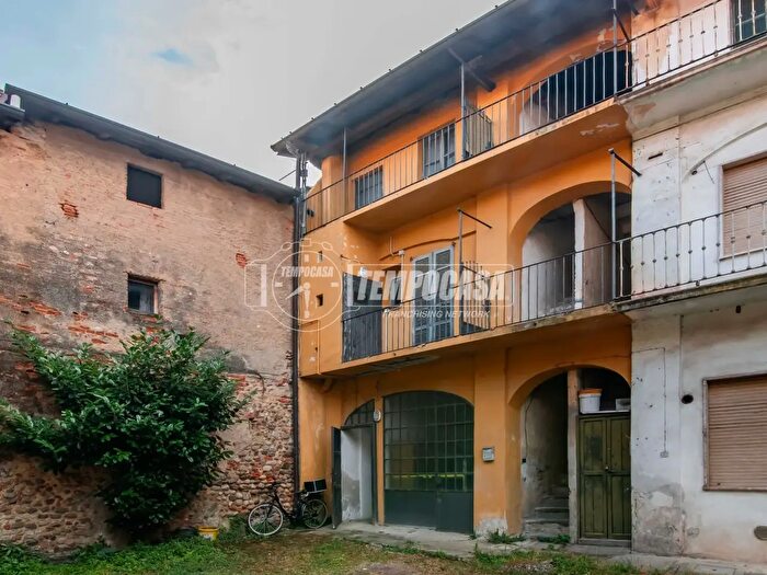 Appartamento trilocale in vendita in Fenegro'