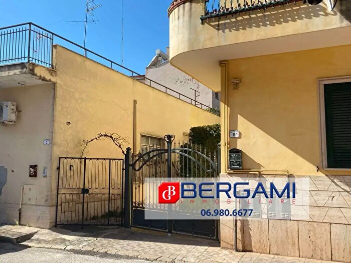 Appartamento quadrilocale in vendita in Via Monteverde, Nettuno