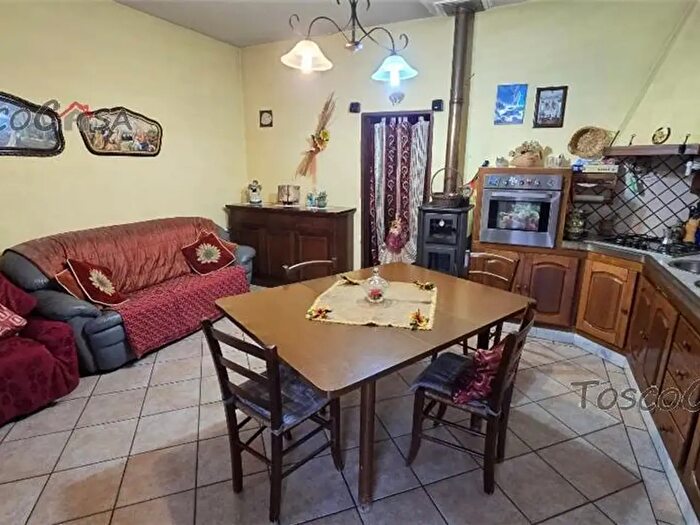 Appartamento con 5 locali in vendita in Castelfranco Di Sotto