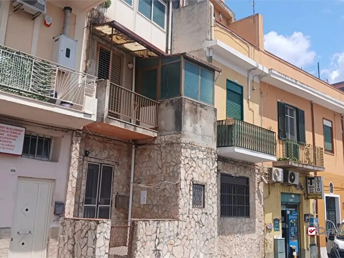 Appartamento trilocale in vendita in Palmara, Messina