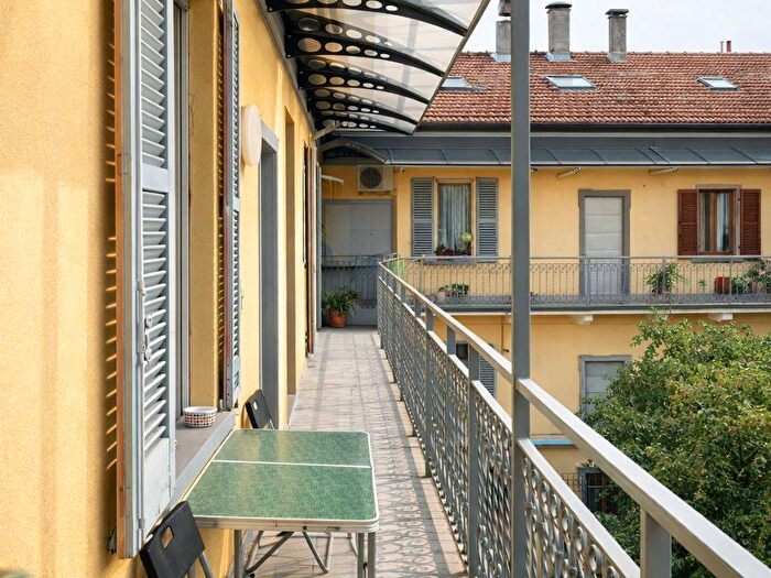 Appartamento trilocale in affitto in Via Temperanza, Pasteur, Milano