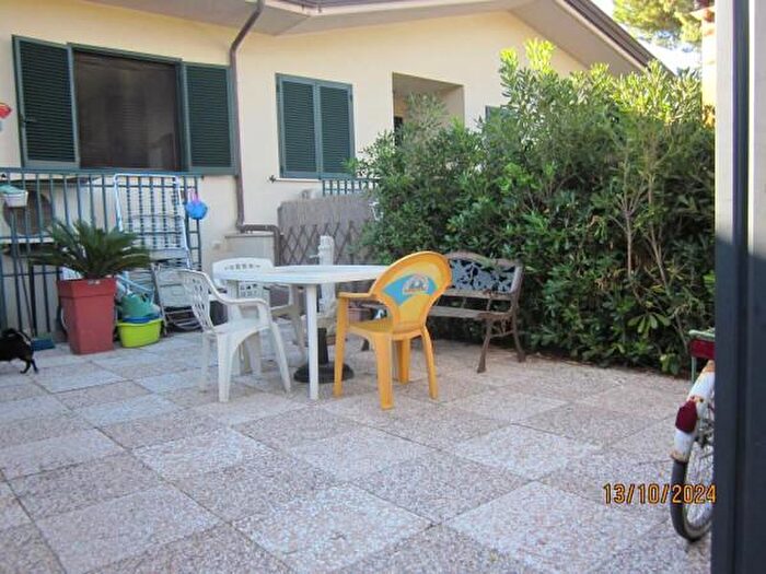 Appartamento con 6 locali in vendita in Via della Pineta, Grosseto