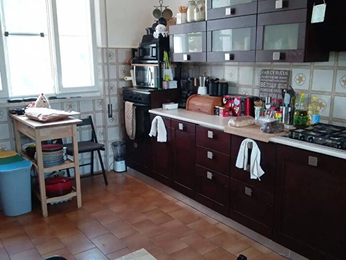 Casa con 11 locali in vendita in Via Fillungo, Camaiore