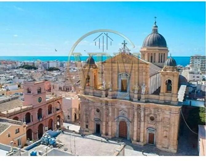 Appartamento con 7 locali in vendita in Via XII Maggio, Marsala