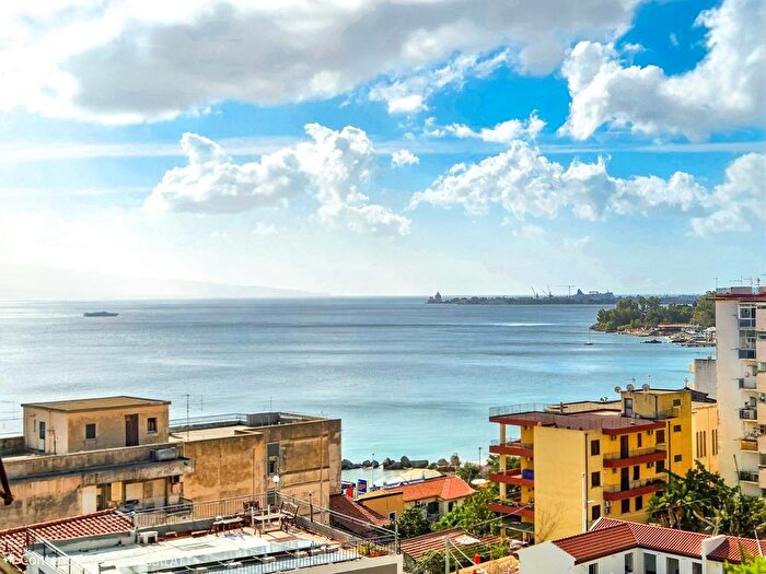 Appartamento bilocale in vendita in Localita Paradiso, Messina