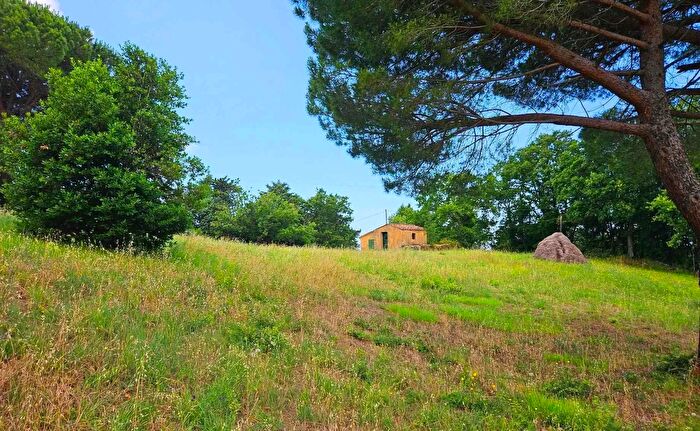 Casa in vendita in Castellina Marittima