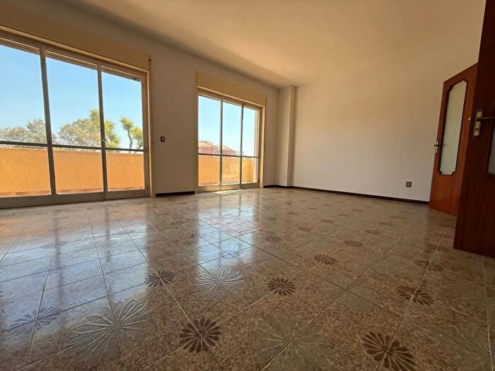 Appartamento con 5 locali in vendita in Via Vincenzo Gallicola, Caserta