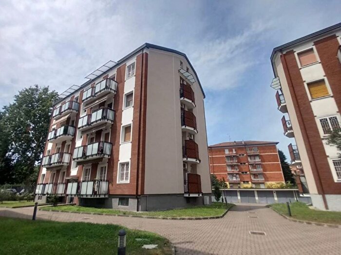 Appartamento bilocale in affitto in Via Trento, Area Lavanderie Redecesio, Segrate