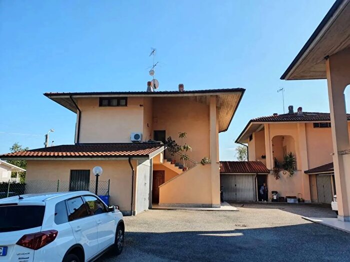 Appartamento con 6 locali in vendita in Via Colverso, La Cassa