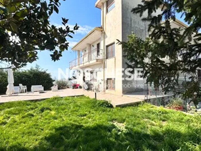 Appartamento con 5 locali in vendita in Strada Comunale dello Statuto, Montecorvino Pugliano