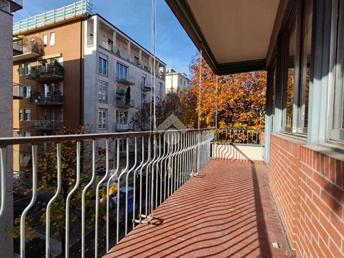 Appartamento quadrilocale in affitto in Via Ezio Zambianchi, Centro, Bergamo