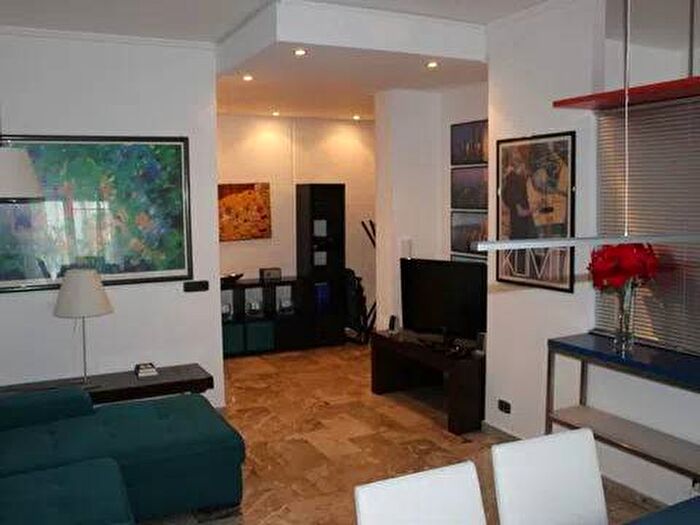 Appartamento quadrilocale in affitto in Via Trapani, Politeama Ruggiero Settimo, Palermo