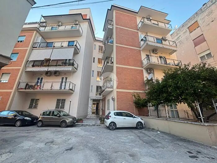 Appartamento quadrilocale in affitto in Via G a Acquaviva, Caserta