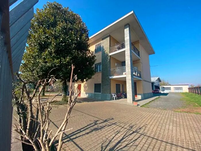 Appartamento bilocale in affitto in Via Silvio Pellico, Carignano