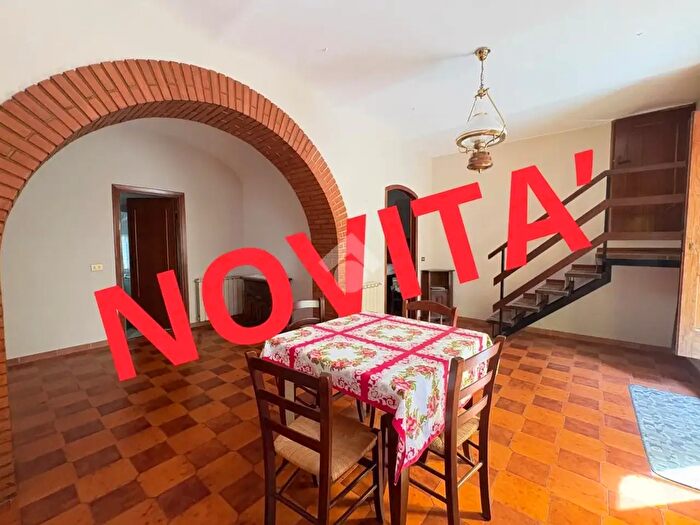 Appartamento quadrilocale in vendita in Shifanoia Centro, Narni