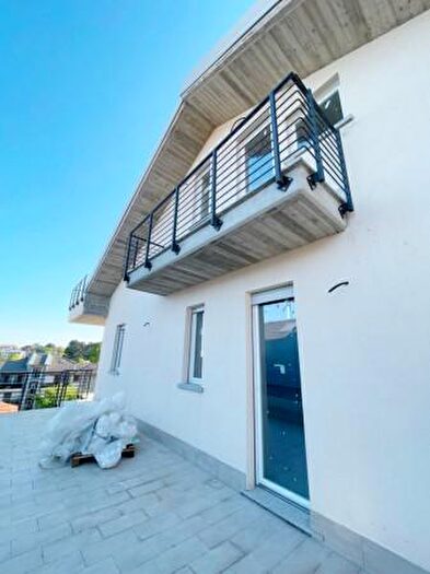 Appartamento con 6 locali in vendita in Via Grado, Rivoli