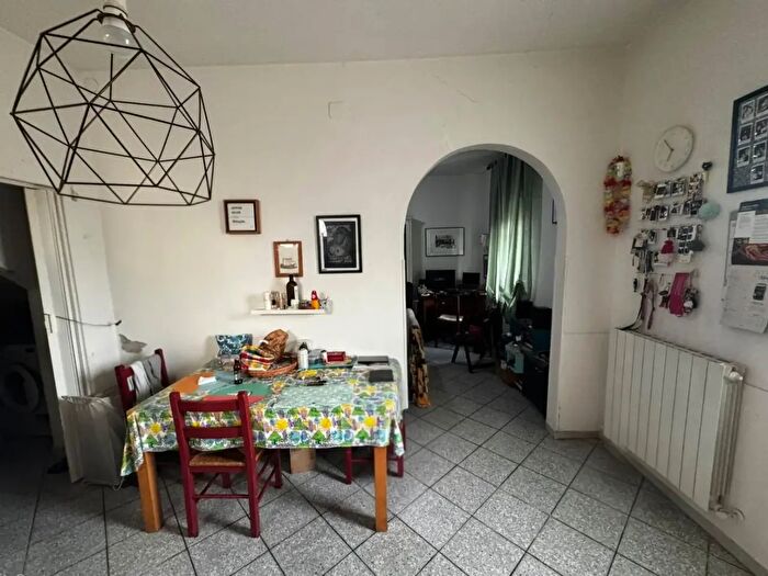 Casa quadrilocale in vendita in Pisa