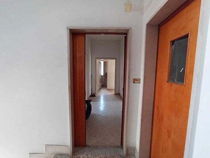 Appartamento quadrilocale in vendita in Via dei Greci, Salerno