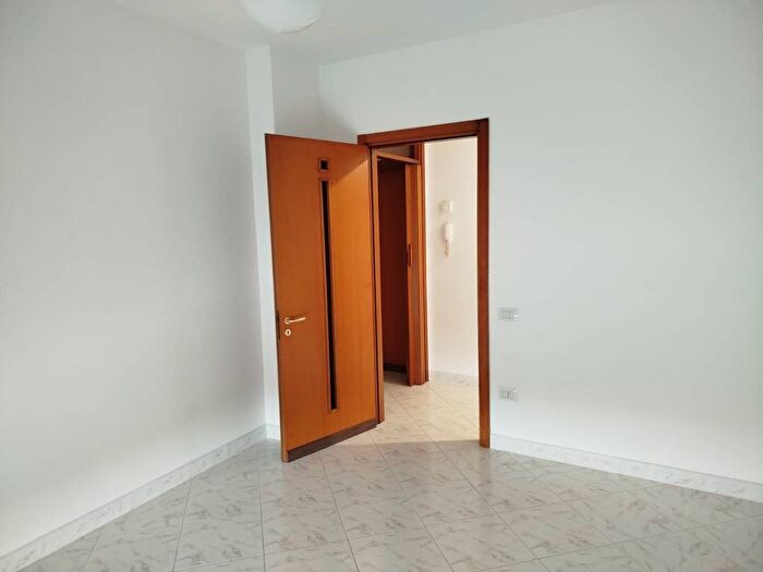 Appartamento trilocale in affitto in Via Remo Tagliaferri, Mercatello Mariconda, Salerno