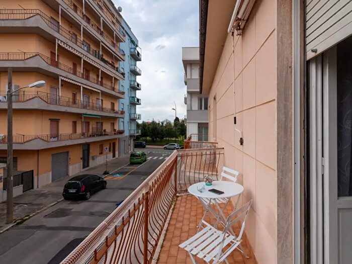 Appartamento quadrilocale in affitto in Via Rossini, Follonica