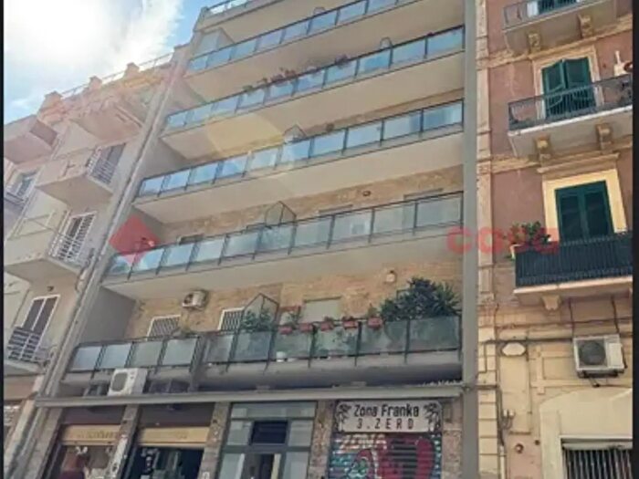 Appartamento quadrilocale in vendita in Via Dalmazia, Bari