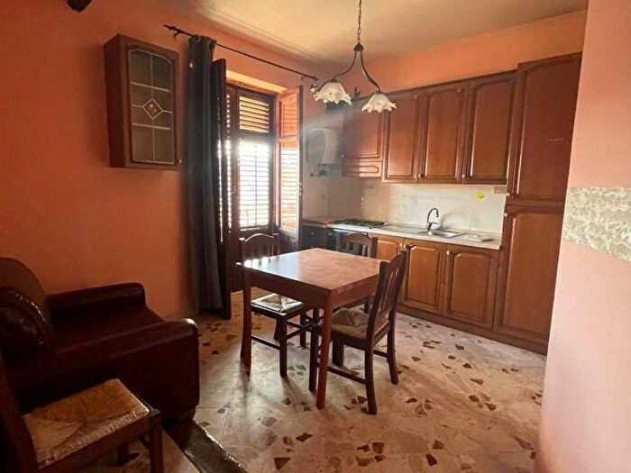 Appartamento bilocale in affitto in Via Pietro Gagliardo, Centro, Bagheria