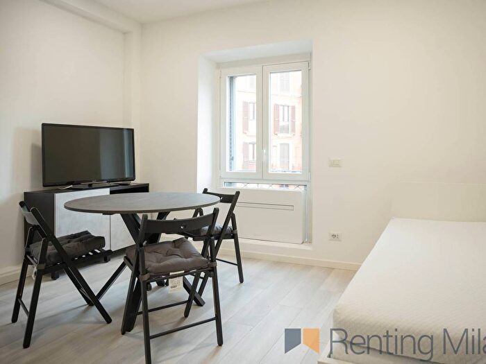 Appartamento monolocale in affitto in Via Vigevano, Navigli Darsena, Milano